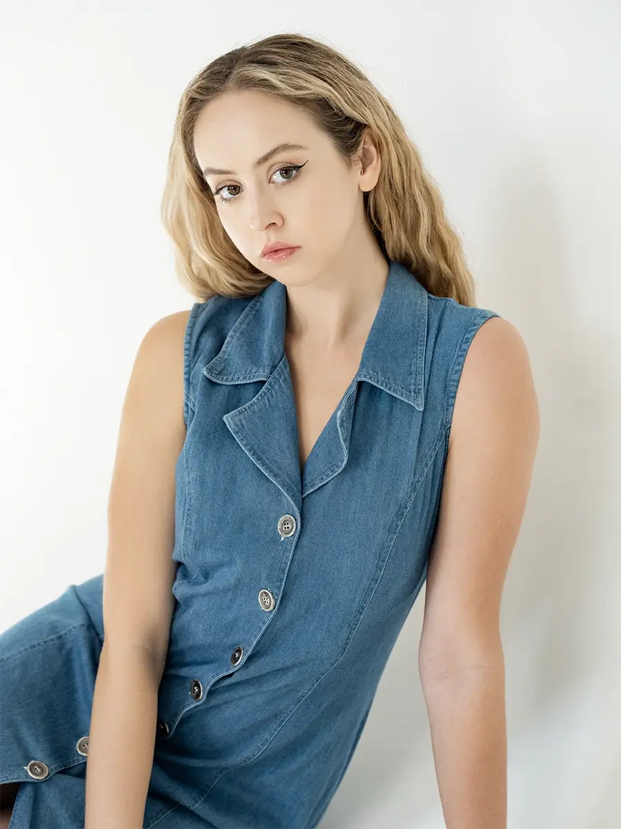 Bianca Petrescu, Model